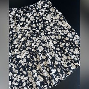 Hennes Vintage Style Floral  Skirt Size 4 EUC